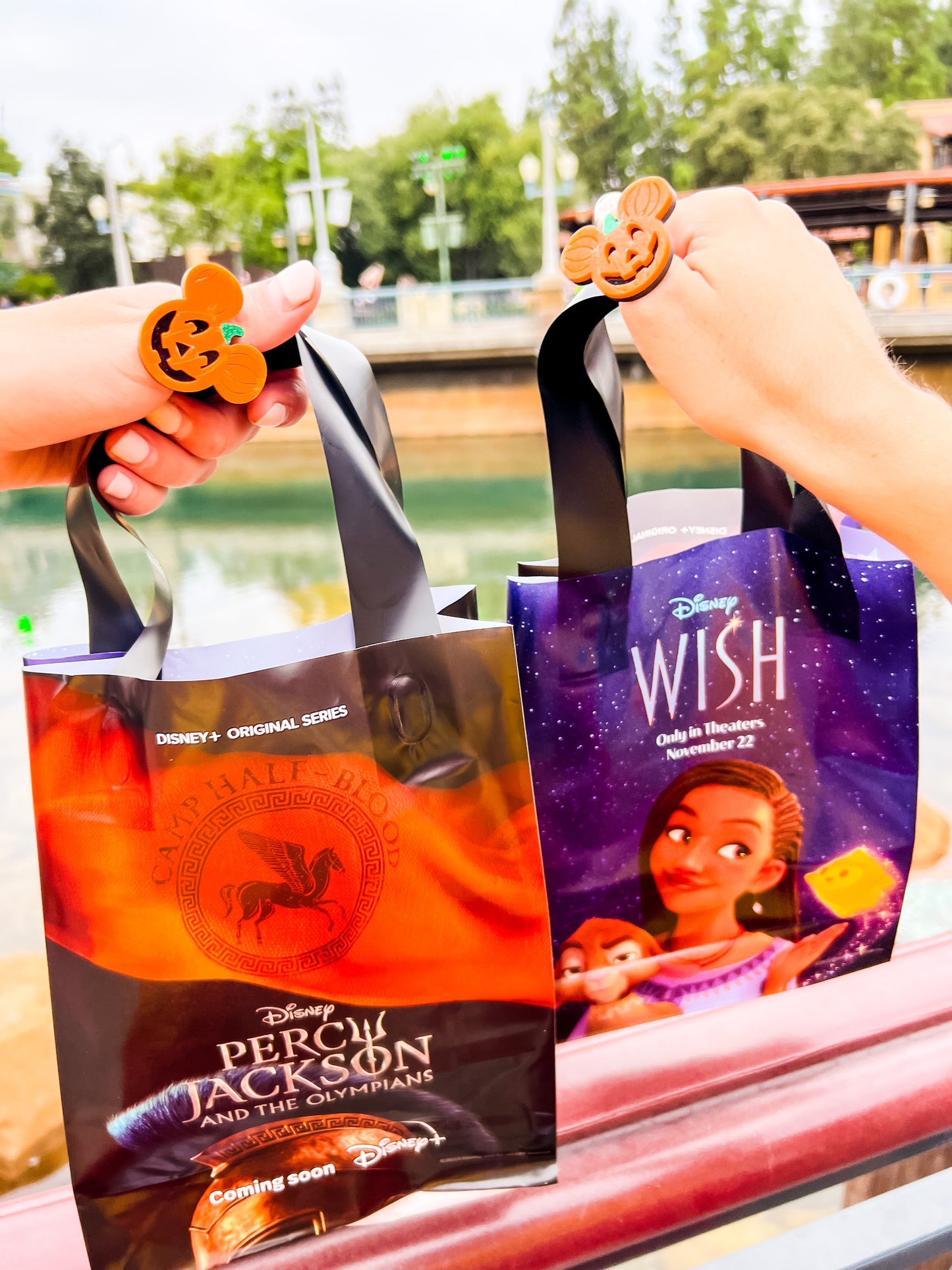 Mickey Pumpkin Ring